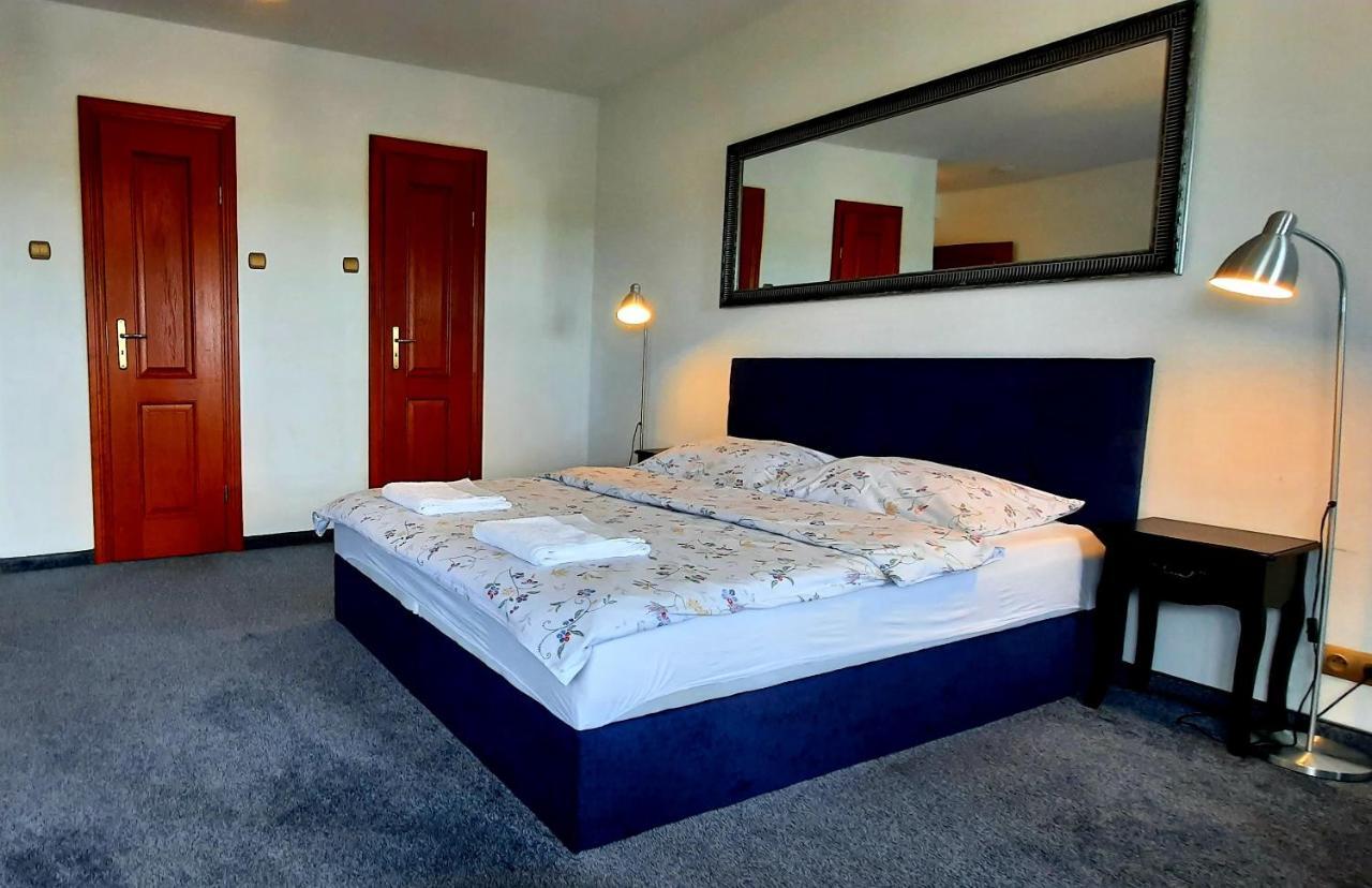 Apartamenty Sienkiewicza10 Łomża Exterior foto